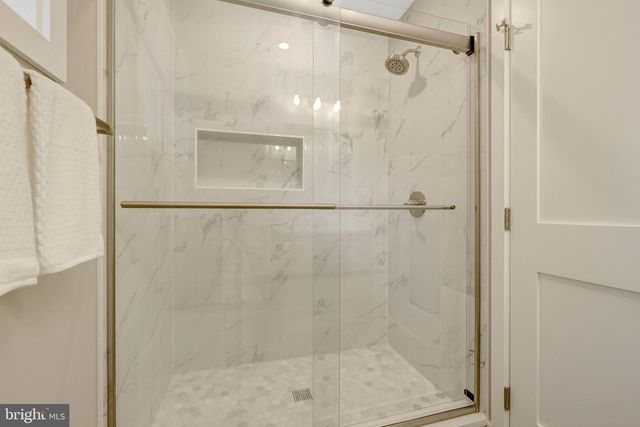 3503 SPRING LAKE TER, Fairfax, VA 22030