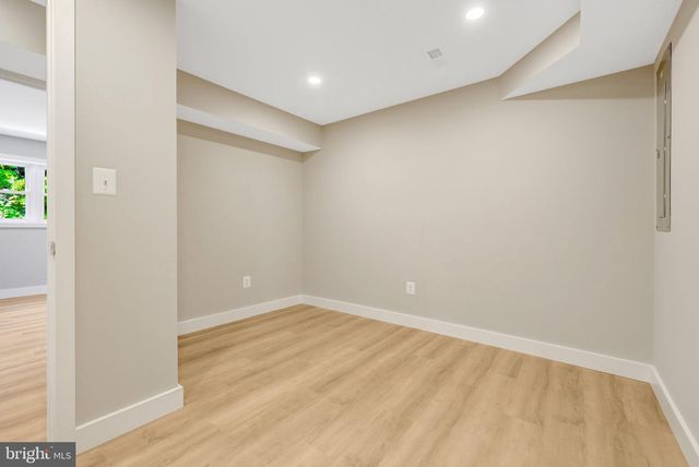 3503 SPRING LAKE TER, Fairfax, VA 22030
