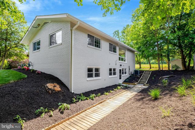 3503 SPRING LAKE TER, Fairfax, VA 22030