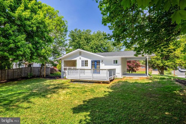 3503 SPRING LAKE TER, Fairfax, VA 22030
