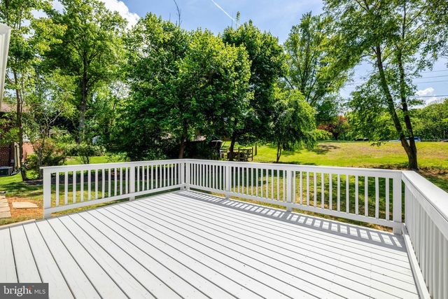 3503 SPRING LAKE TER, Fairfax, VA 22030