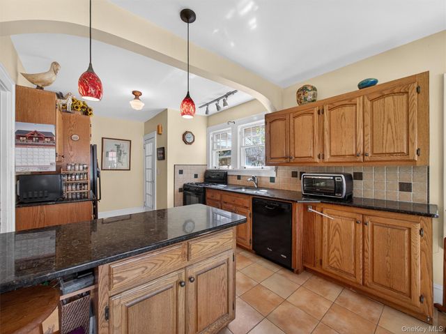 108 Summit Avenue, Tappan, NY 10983