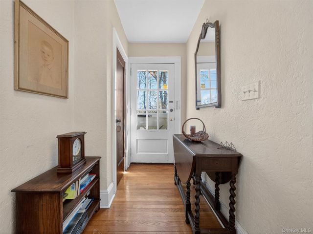 108 Summit Avenue, Tappan, NY 10983