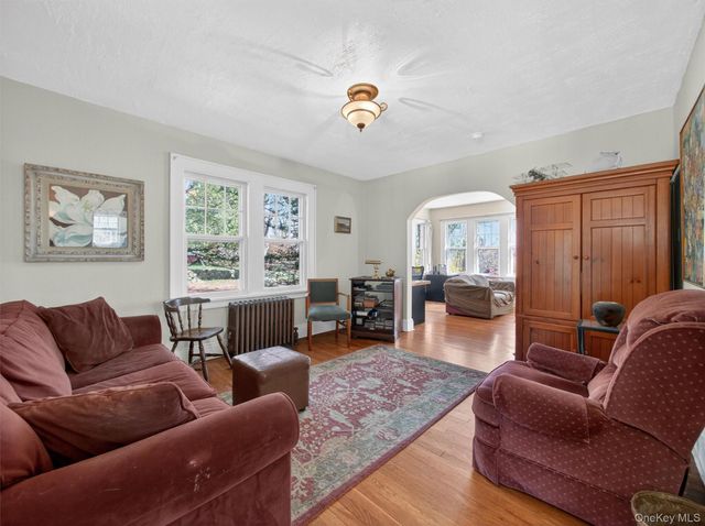 108 Summit Avenue, Tappan, NY 10983