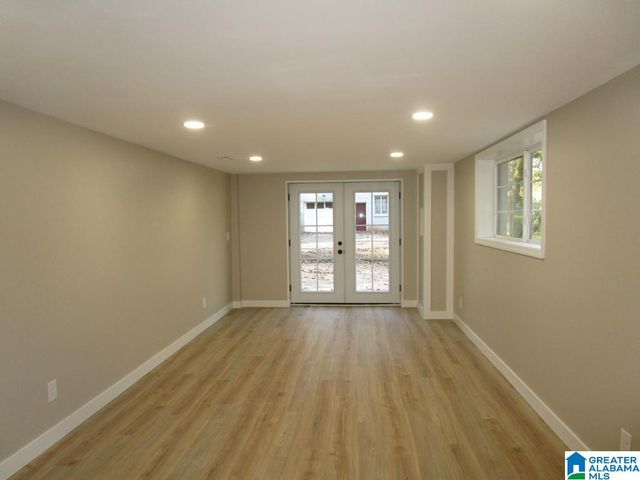 8929 VALLEYBROOK ROAD, Birmingham, AL 35206