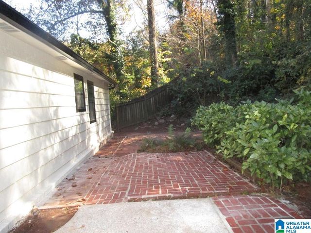 8929 VALLEYBROOK ROAD, Birmingham, AL 35206