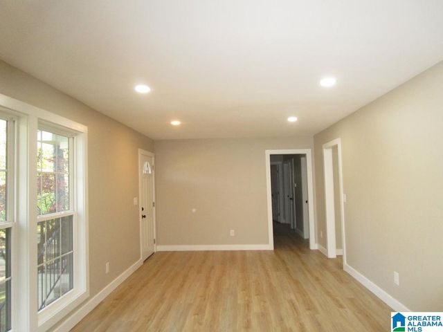 8929 VALLEYBROOK ROAD, Birmingham, AL 35206