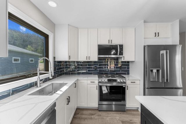 W11296 Red Cedar Drive, Lodi, WI 53555