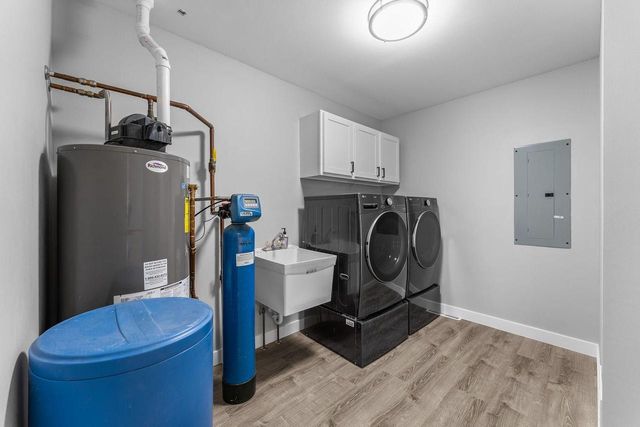 W11296 Red Cedar Drive, Lodi, WI 53555
