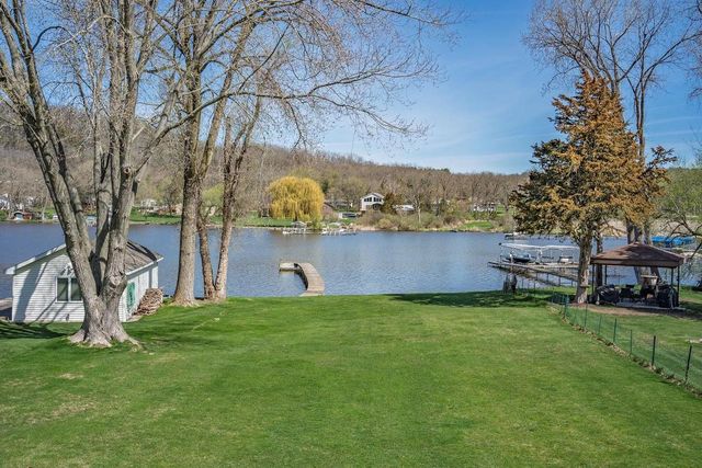 W11296 Red Cedar Drive, Lodi, WI 53555