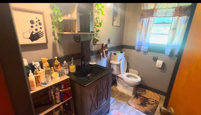 5364 2025 Highway, Booneville, KY 41314