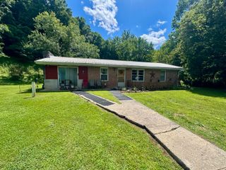 5364 2025 Highway, Booneville, KY 41314