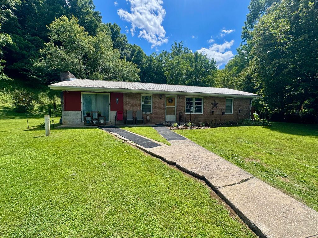 5364 2025 Highway, Booneville, KY 41314