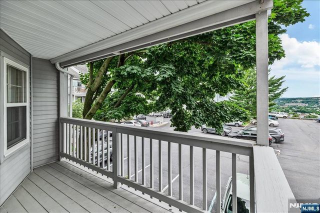 37 Amethyst Lane 251, Paterson, NJ 07501