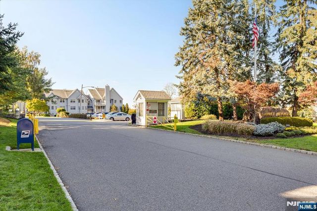 37 Amethyst Lane 251, Paterson, NJ 07501