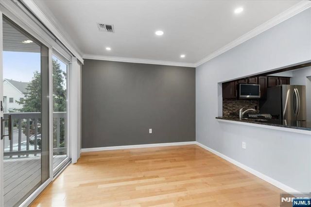 37 Amethyst Lane 251, Paterson, NJ 07501