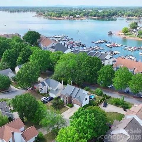 17205 Asti Court, Cornelius, NC 28031