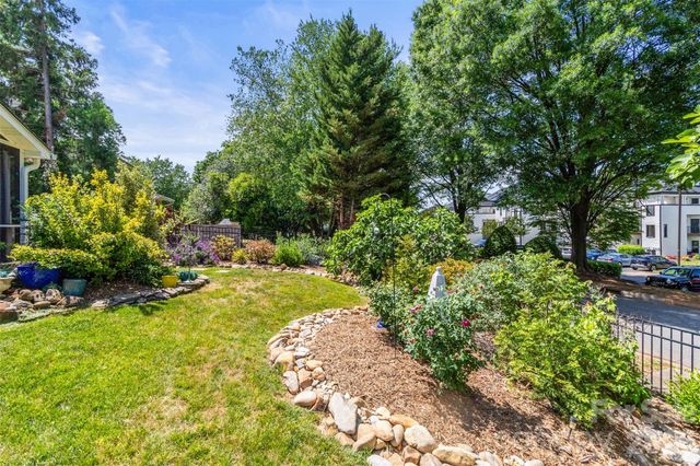 17205 Asti Court, Cornelius, NC 28031