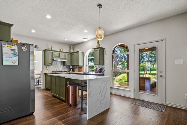 514 Baltusrol Circle, Garland, TX 75044