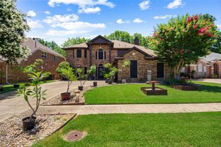 514 Baltusrol Circle, Garland, TX 75044