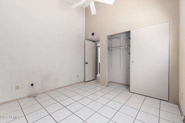 911 S HACIENDA Drive, Tempe, AZ 85281