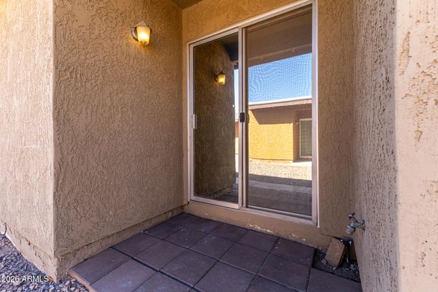 911 S HACIENDA Drive, Tempe, AZ 85281