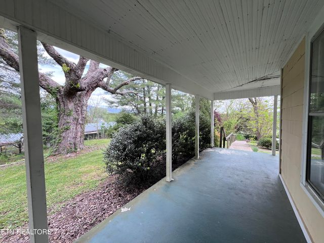 131 Westmoreland St, Harrogate, TN 37752