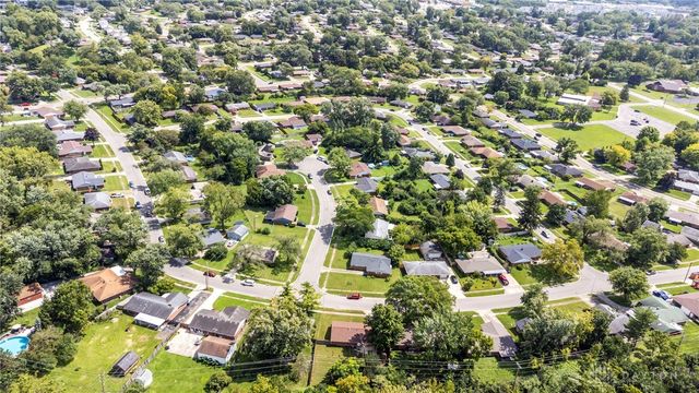6687 Hubbard Drive, Dayton, OH 45424