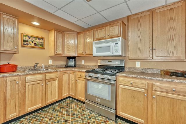 1646 Glendowan, Webster, NY 14580