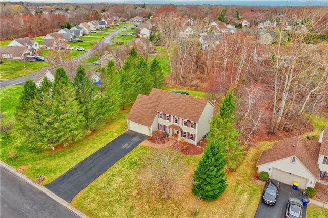 1646 Glendowan, Webster, NY 14580