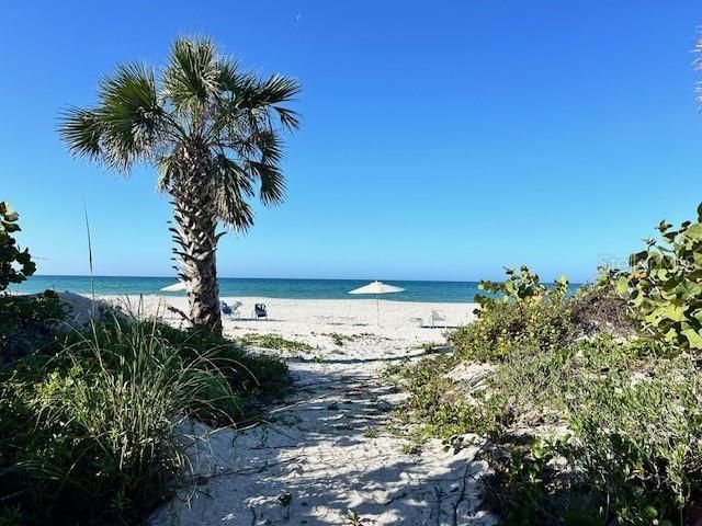 1095 GULF OF MEXICO DRIVE 104, Longboat Key, FL 34228