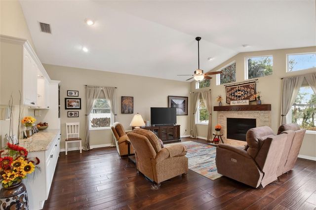 858 HANOVER WAY, Lakeland, FL 33813