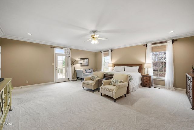 1826 Peppertree Drive, Alcoa, TN 37701