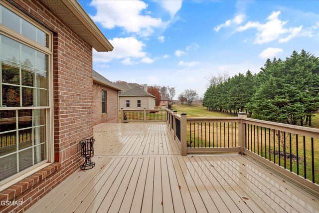 1826 Peppertree Drive, Alcoa, TN 37701