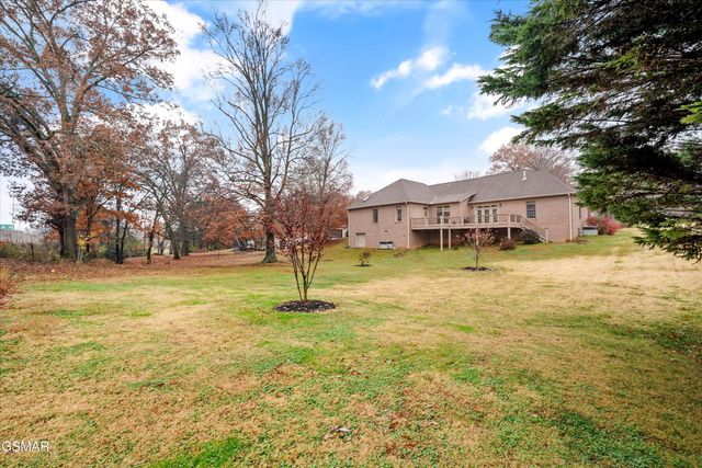 1826 Peppertree Drive, Alcoa, TN 37701