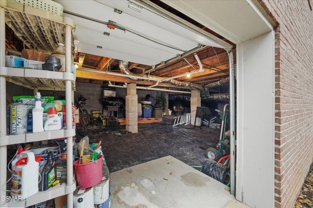 1826 Peppertree Drive, Alcoa, TN 37701