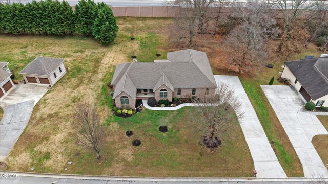 1826 Peppertree Drive, Alcoa, TN 37701