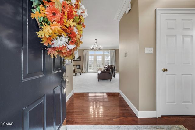 1826 Peppertree Drive, Alcoa, TN 37701