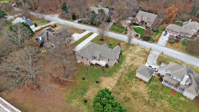 1826 Peppertree Drive, Alcoa, TN 37701