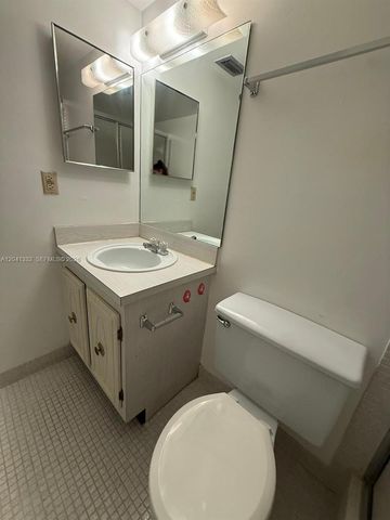 20 Abbey Ln 101, Delray Beach, FL 33446