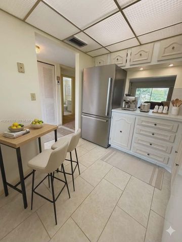 20 Abbey Ln 101, Delray Beach, FL 33446