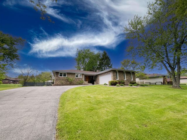 9616 Olcott Avenue, St. John, IN 46373