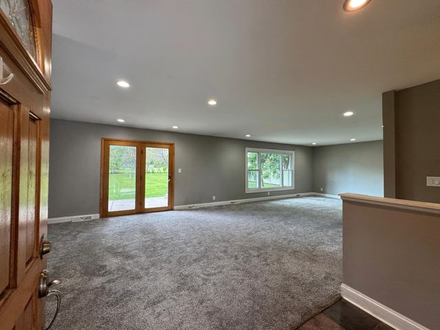 9616 Olcott Avenue, St. John, IN 46373