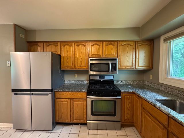 9616 Olcott Avenue, St. John, IN 46373