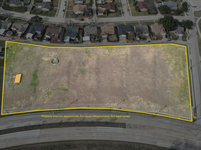 915 N Peachtree, Mesquite, TX 75149