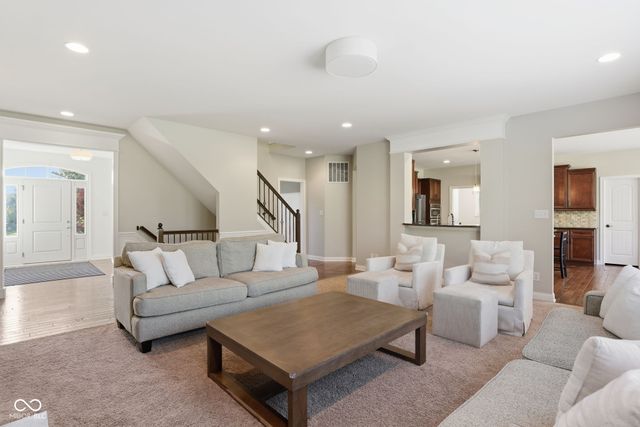 3228 Wildlife Trail, Zionsville, IN 46077