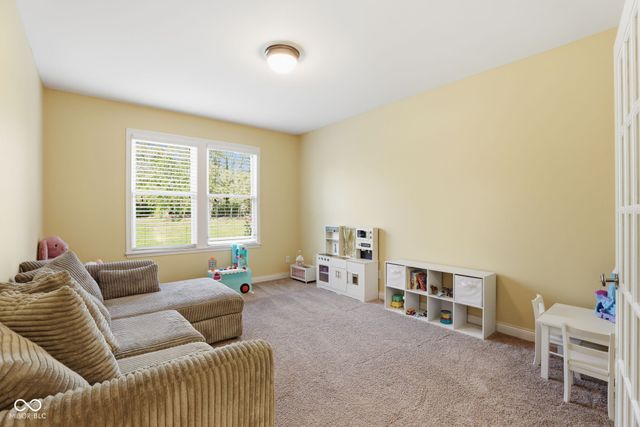 3228 Wildlife Trail, Zionsville, IN 46077