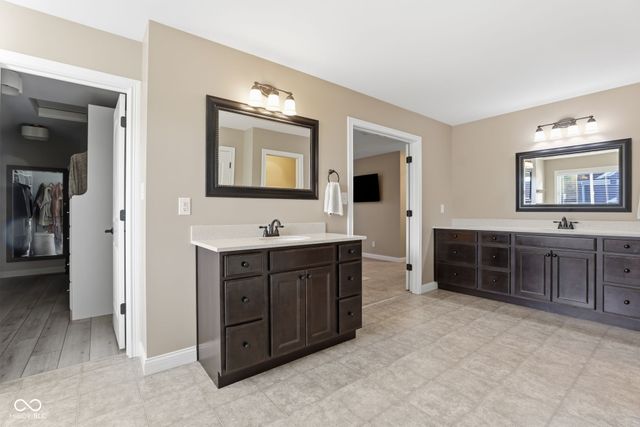 3228 Wildlife Trail, Zionsville, IN 46077