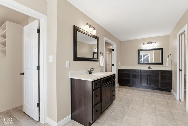 3228 Wildlife Trail, Zionsville, IN 46077