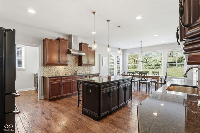 3228 Wildlife Trail, Zionsville, IN 46077